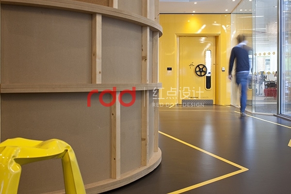 倫敦 YouTube 創意辦公室設計直擊-9.jpg